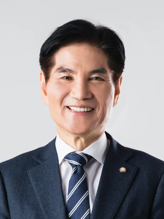 이용선 국회 공식 사진
