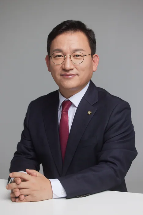 김형동 국회 공식 사진