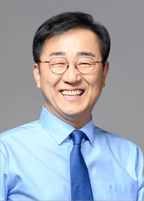김윤덕 국회 공식 사진