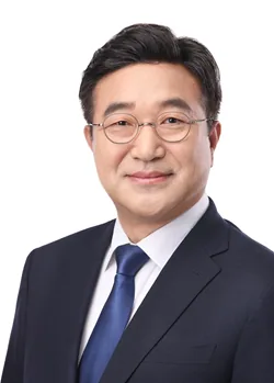 윤호중 국회 공식 사진