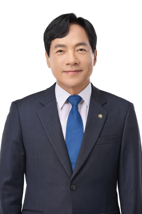 이성윤 국회 공식 사진