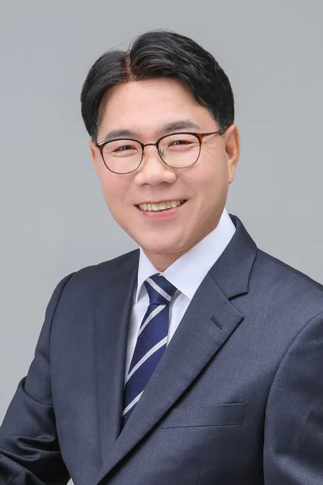 이재관 국회 공식 사진