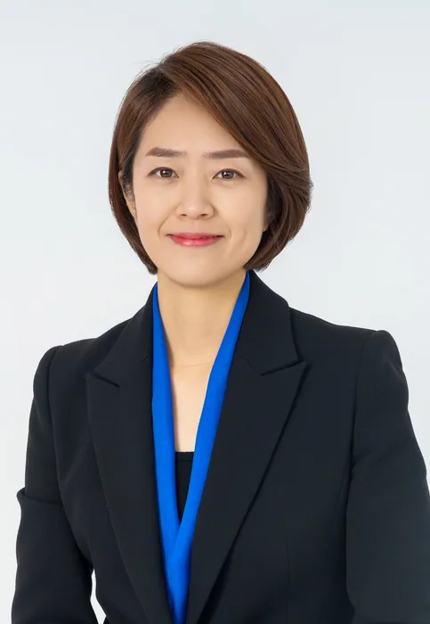 고민정 국회 공식 사진